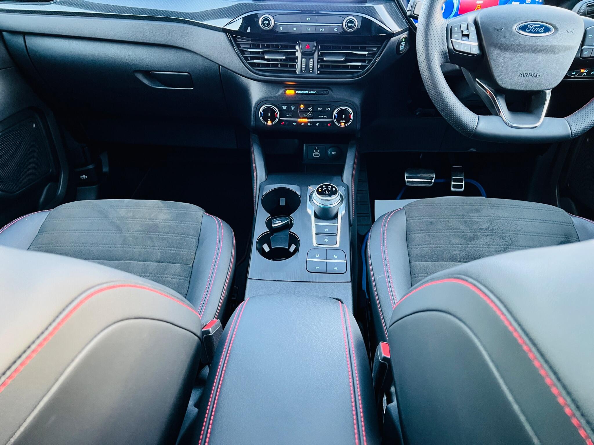 2023 Ford Kuga 2.5 EcoBoost Duratec 14.4kWh ST-Line X CVT Euro 6 (s/s) 5dr • 23,532 miles image 10