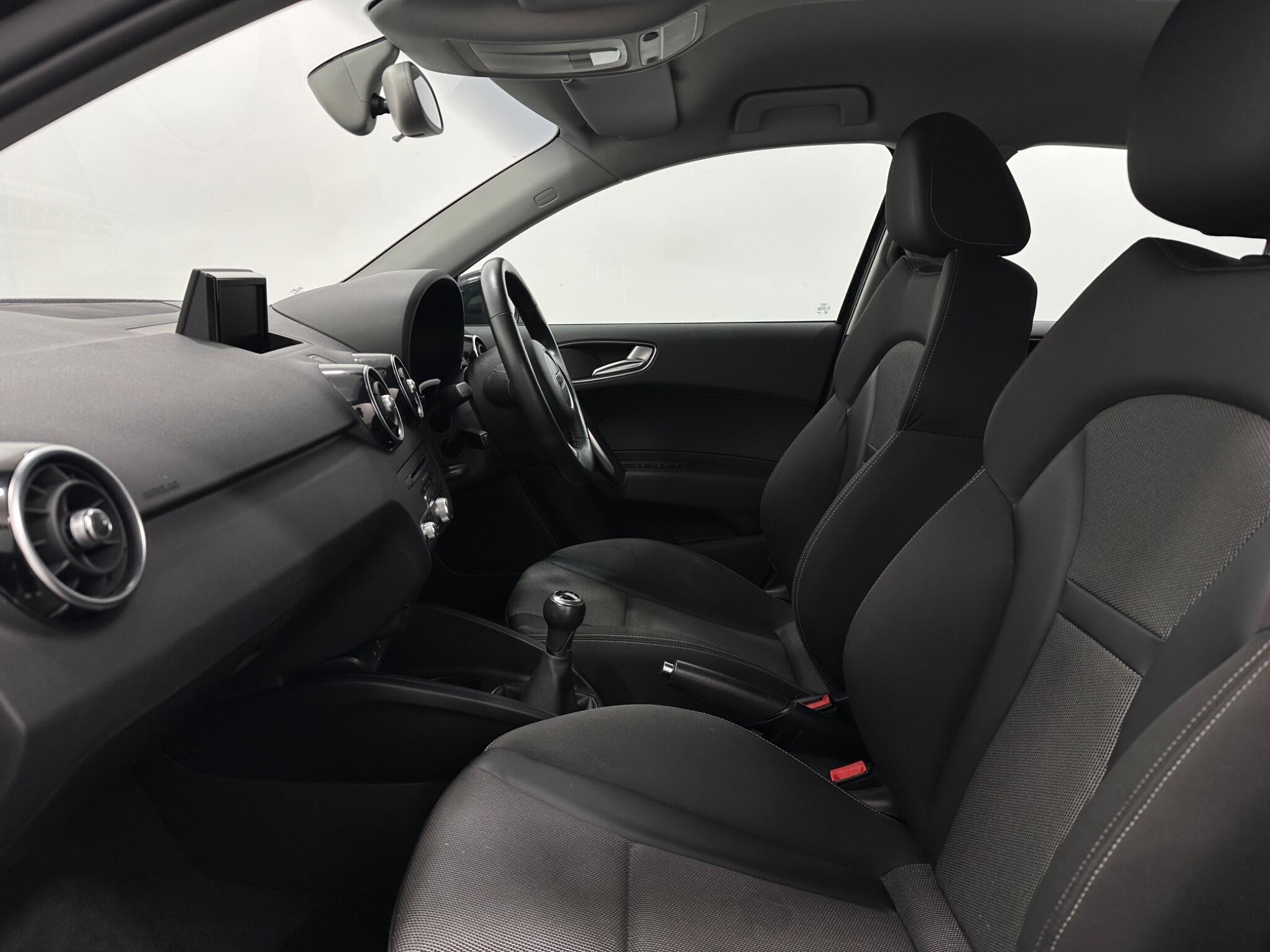 Audi A1 view 34