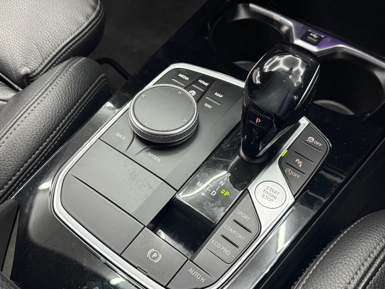 BMW 1 Series view 22