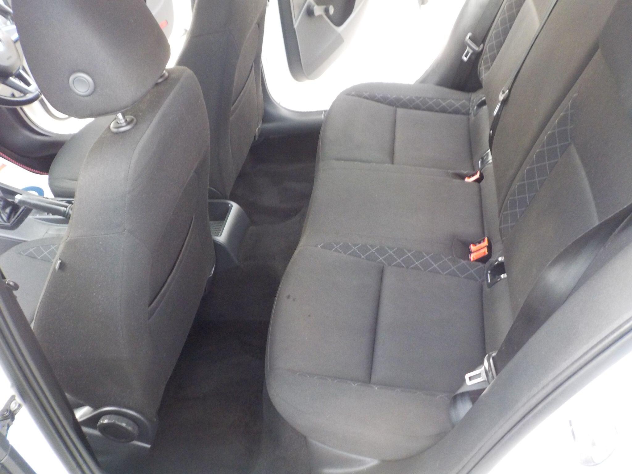 Skoda Octavia 1.6 TDI CR S Estate 5dr Diesel Manual Euro 6 (s/s) (115 ps)