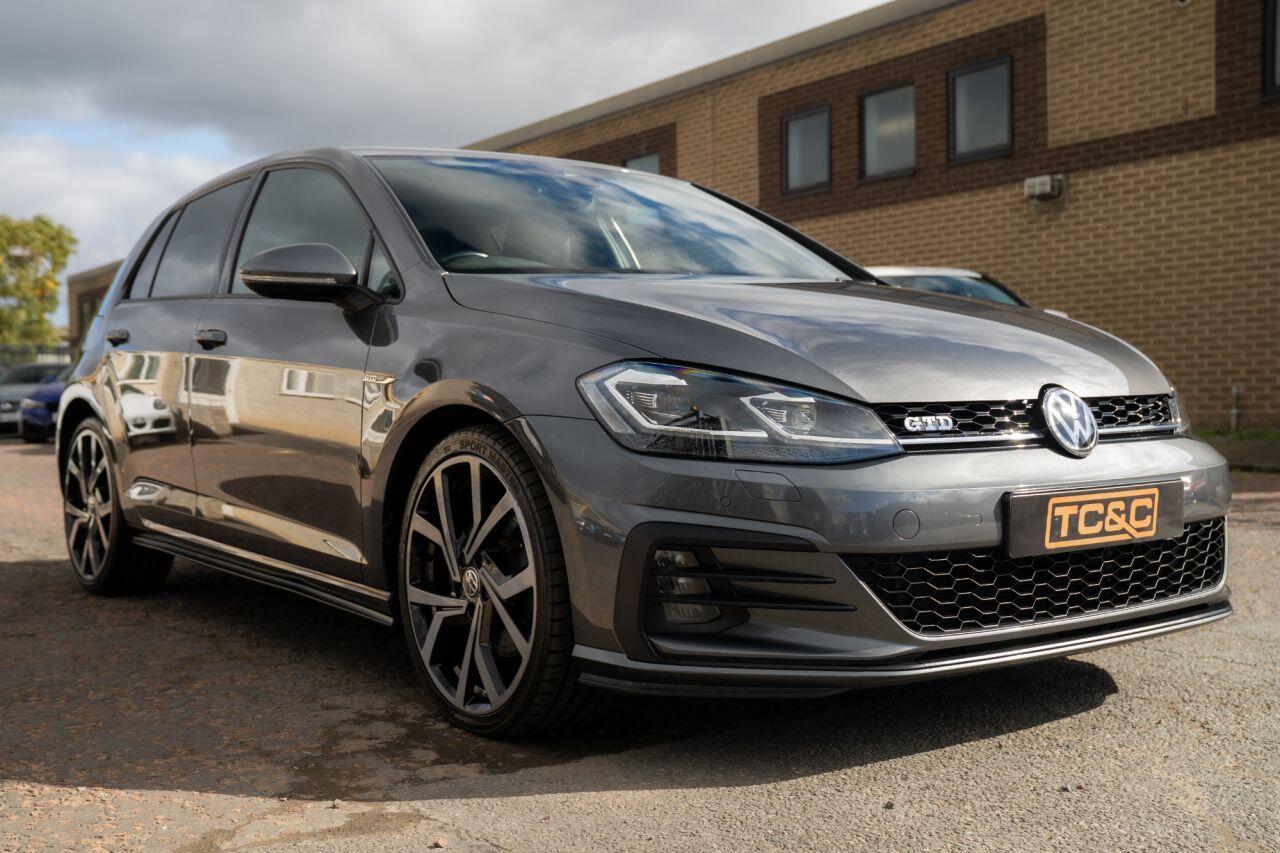 Volkswagen Golf view 10