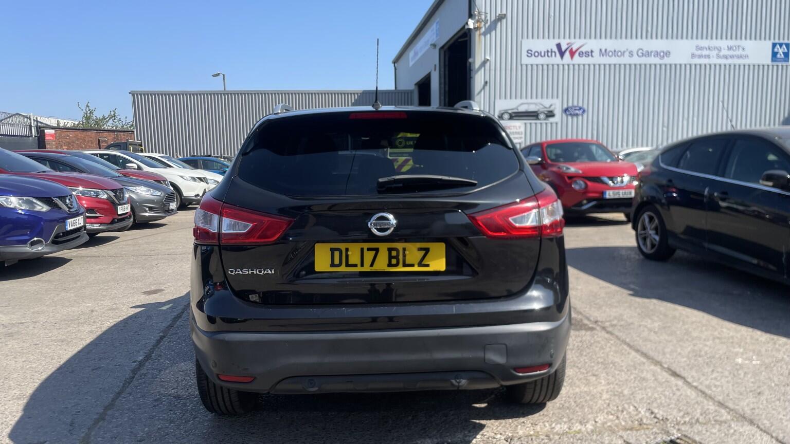 Nissan Qashqai view 9