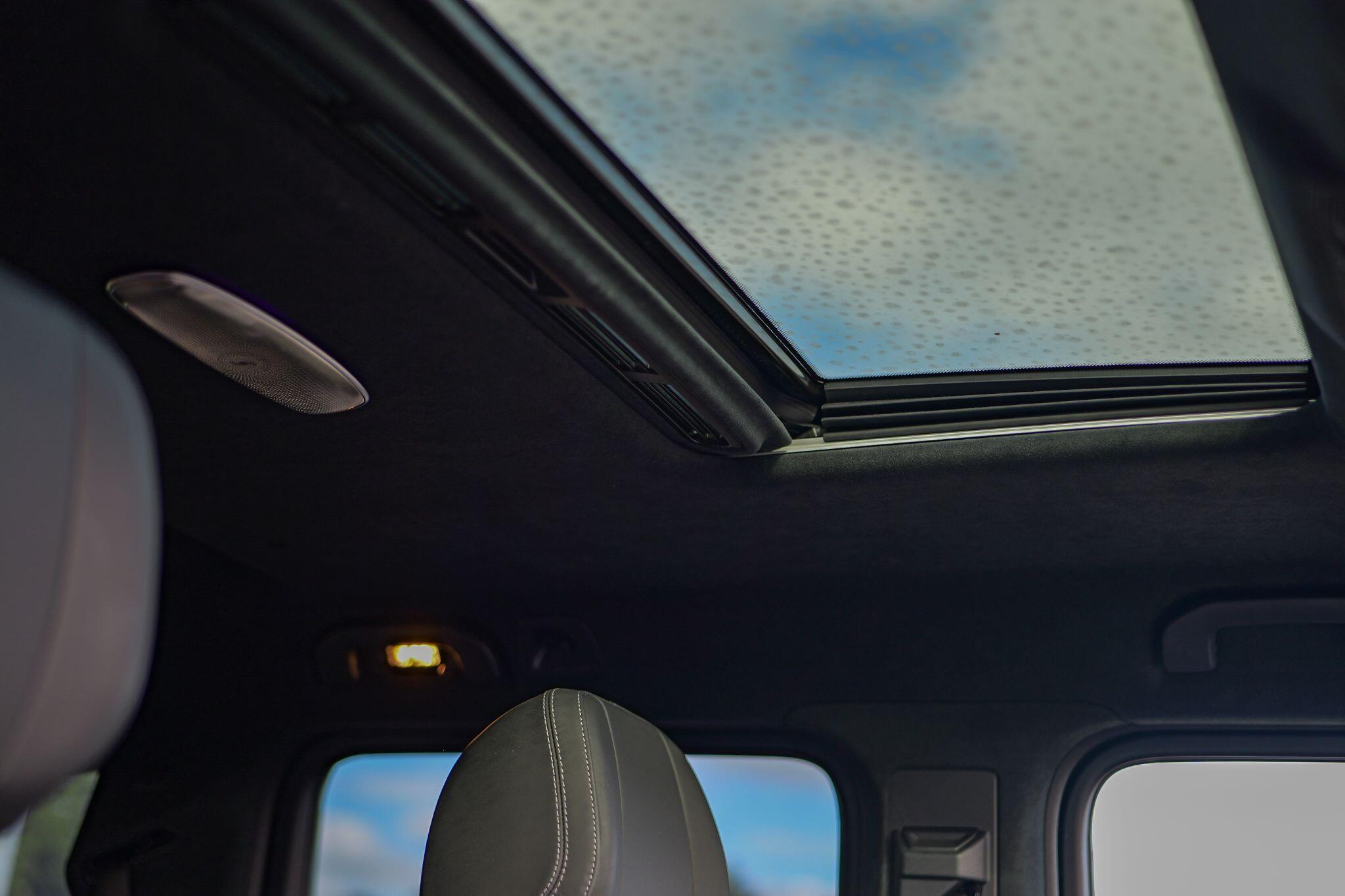 Mercedes-Benz G Class view 12