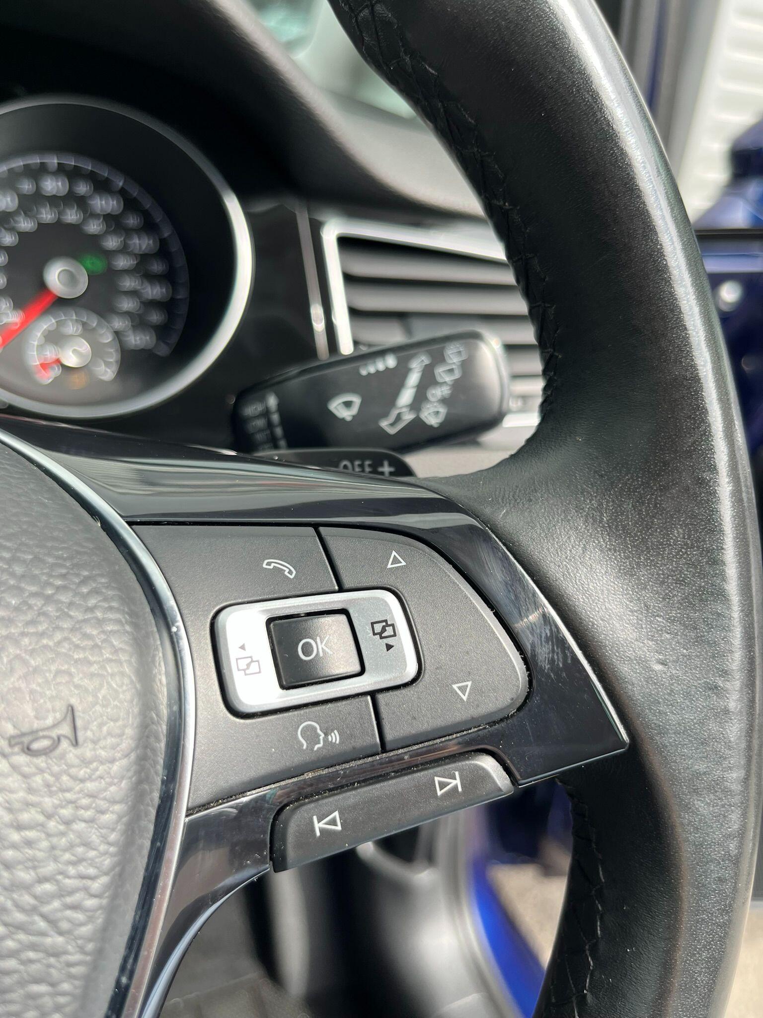 Volkswagen Golf SV view 19