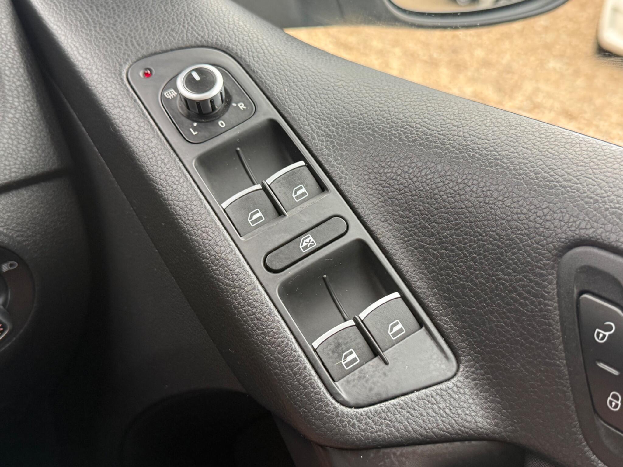 Volkswagen Tiguan view 36
