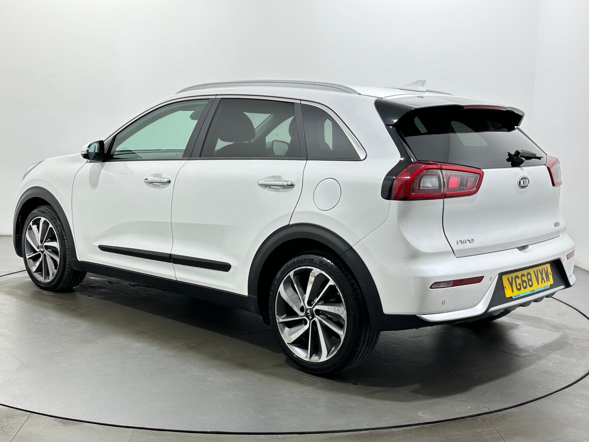 Kia Niro view 6