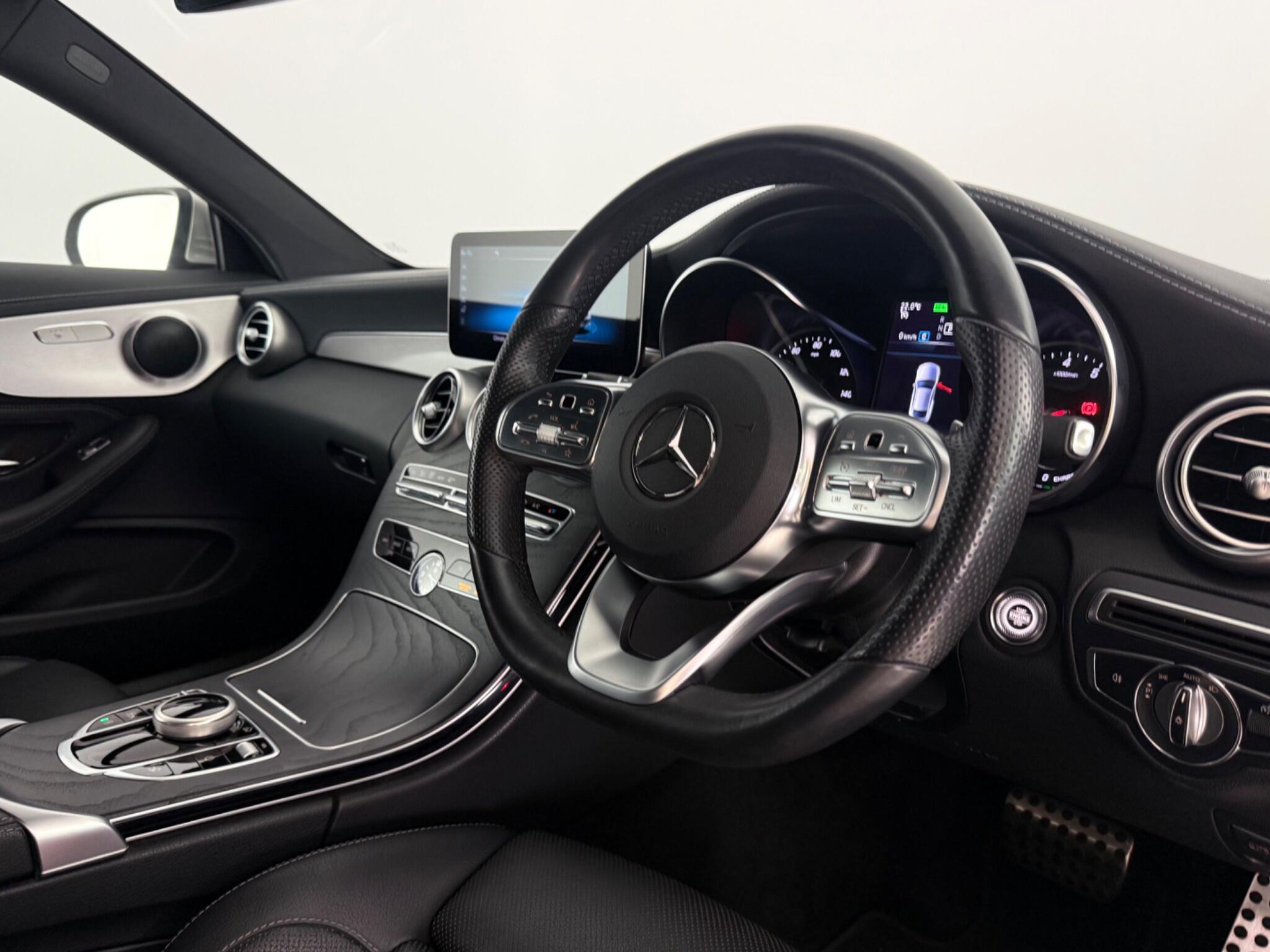 Mercedes-Benz C-Class view 3