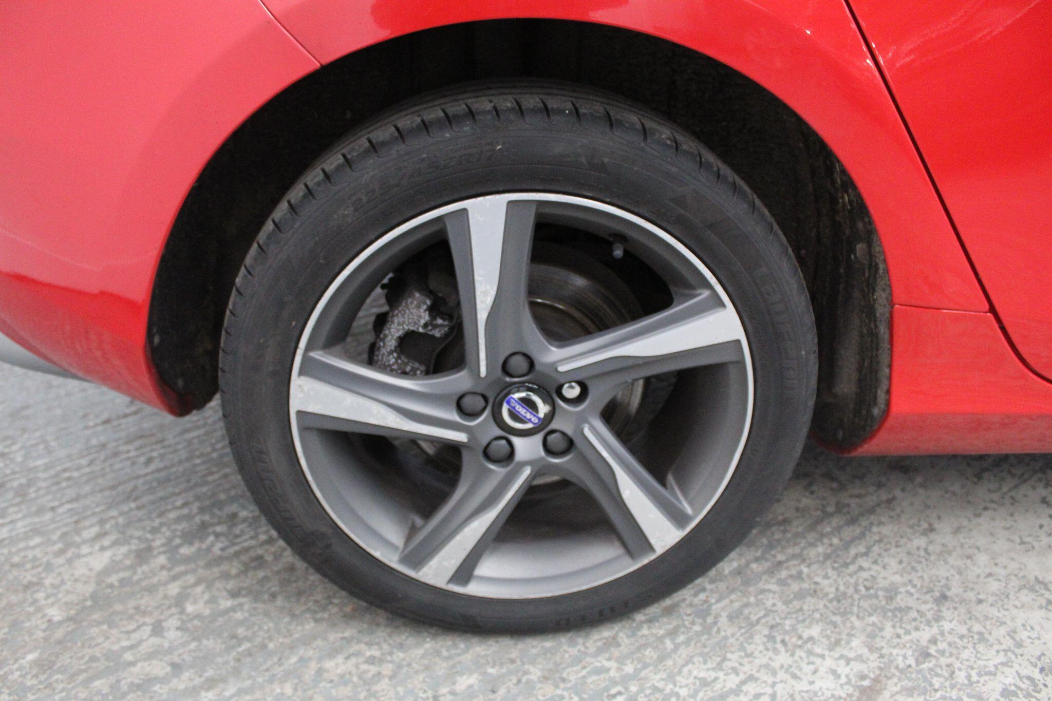 Volvo V40 view 51