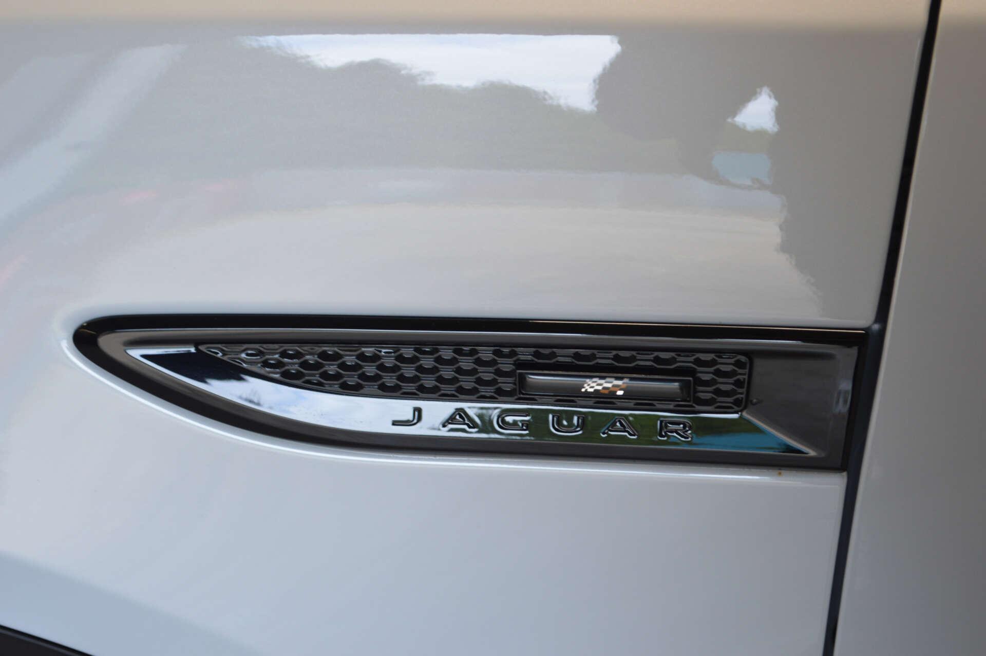 Jaguar E-Pace view 43