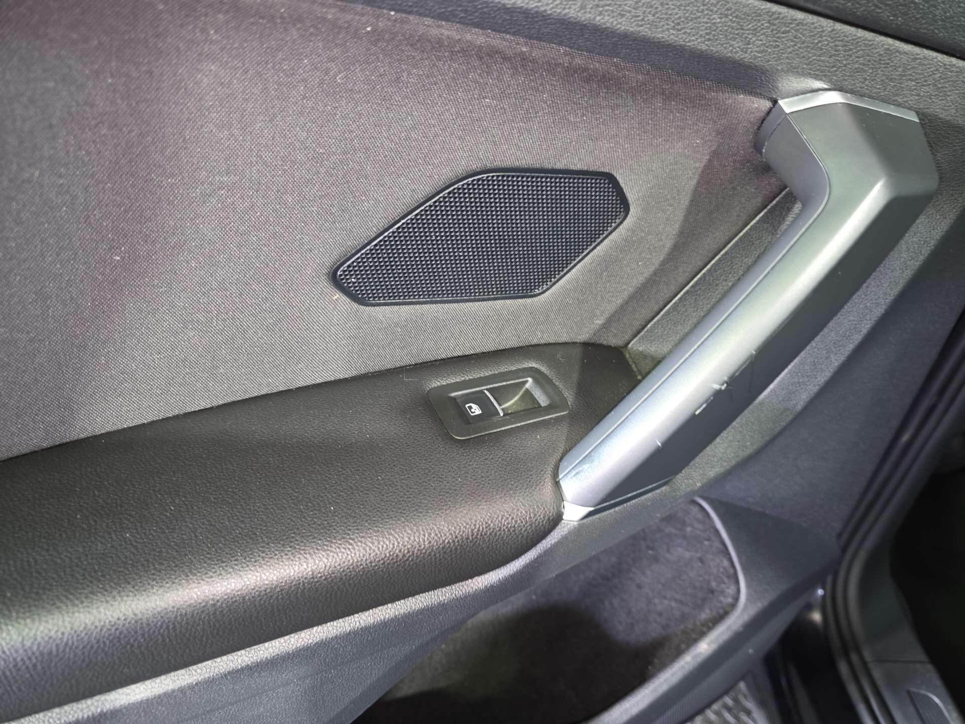 Volkswagen Tiguan view 61