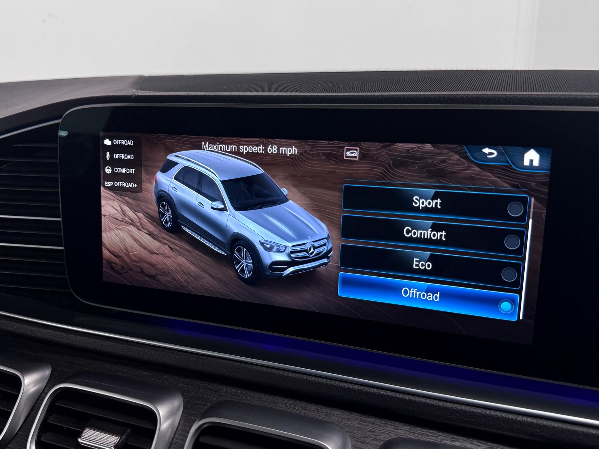 Mercedes-Benz Gle view 69