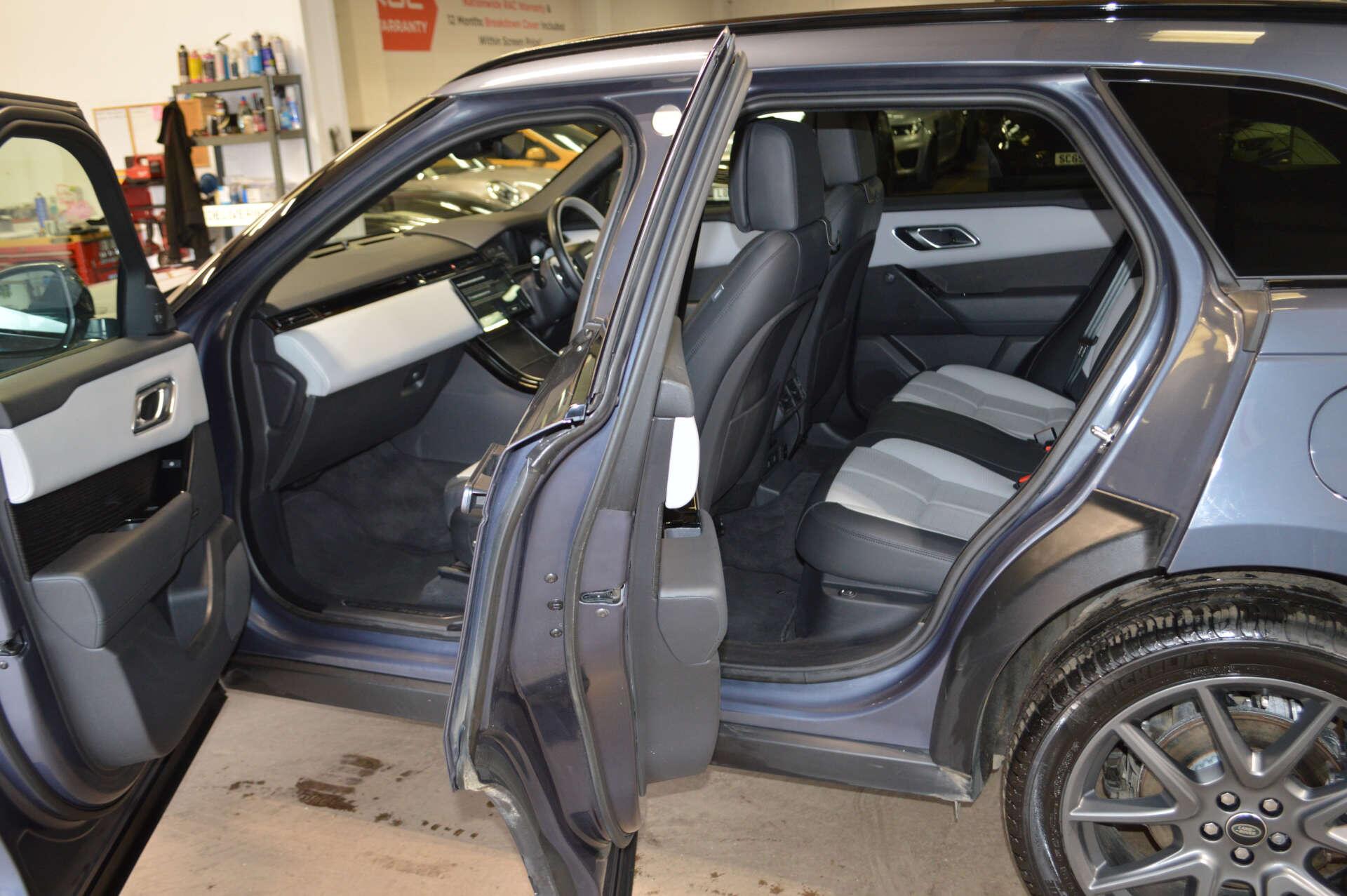 Land Rover Range Rover Velar view 32