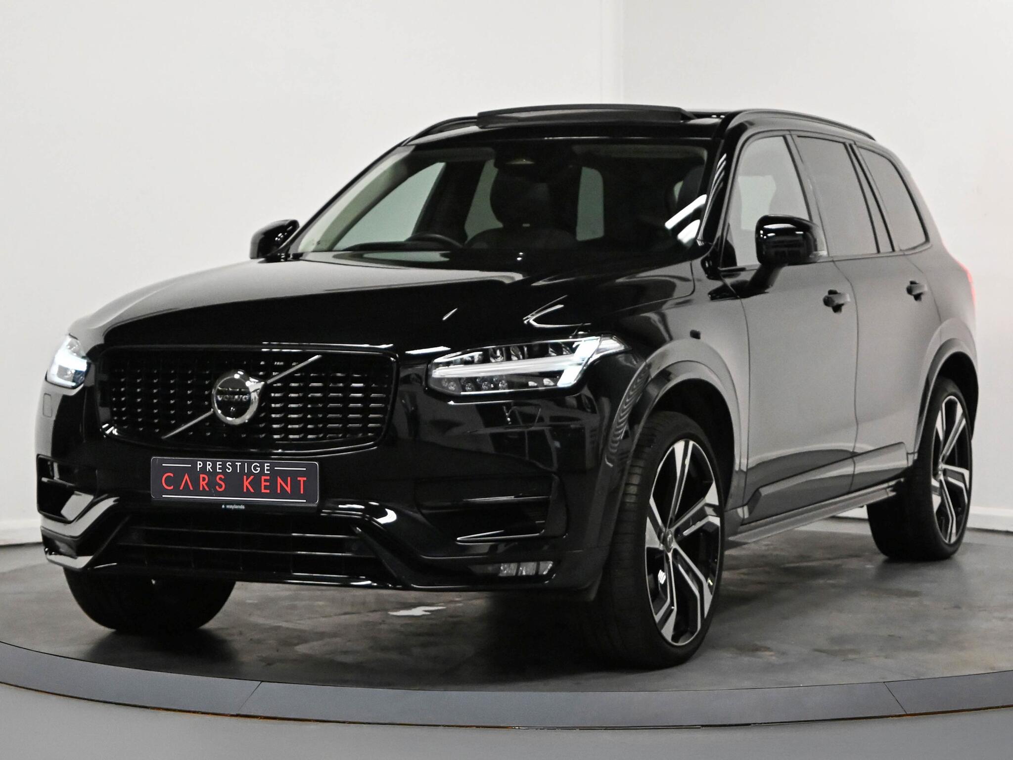 Volvo XC90 view 6