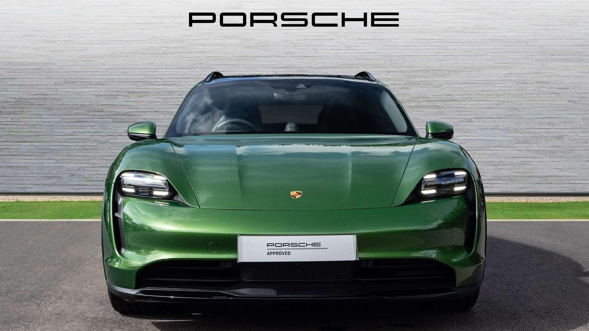 Porsche Taycan view 8