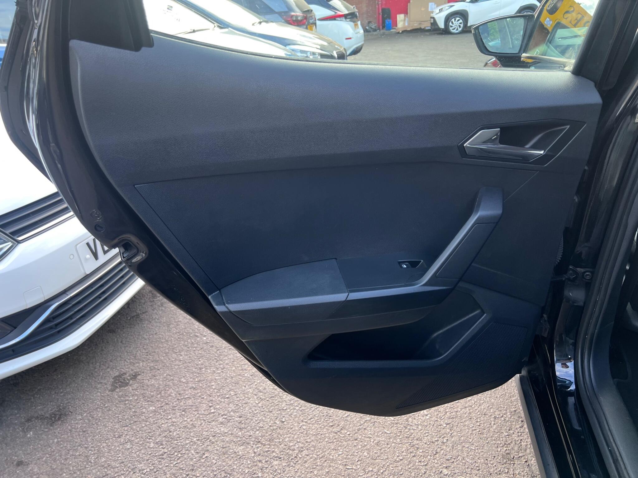 Seat Arona view 35