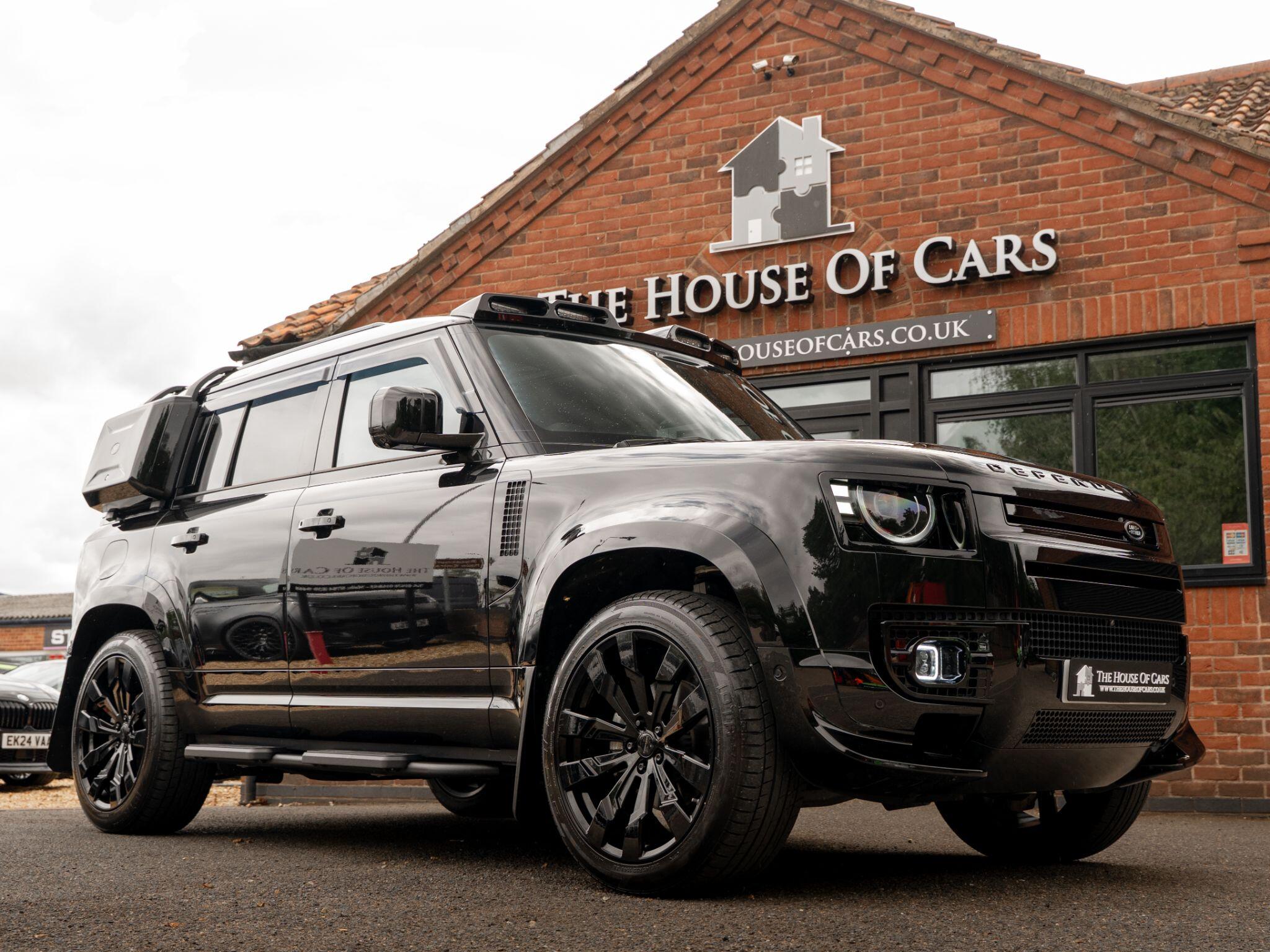 Land Rover Defender 110 main image