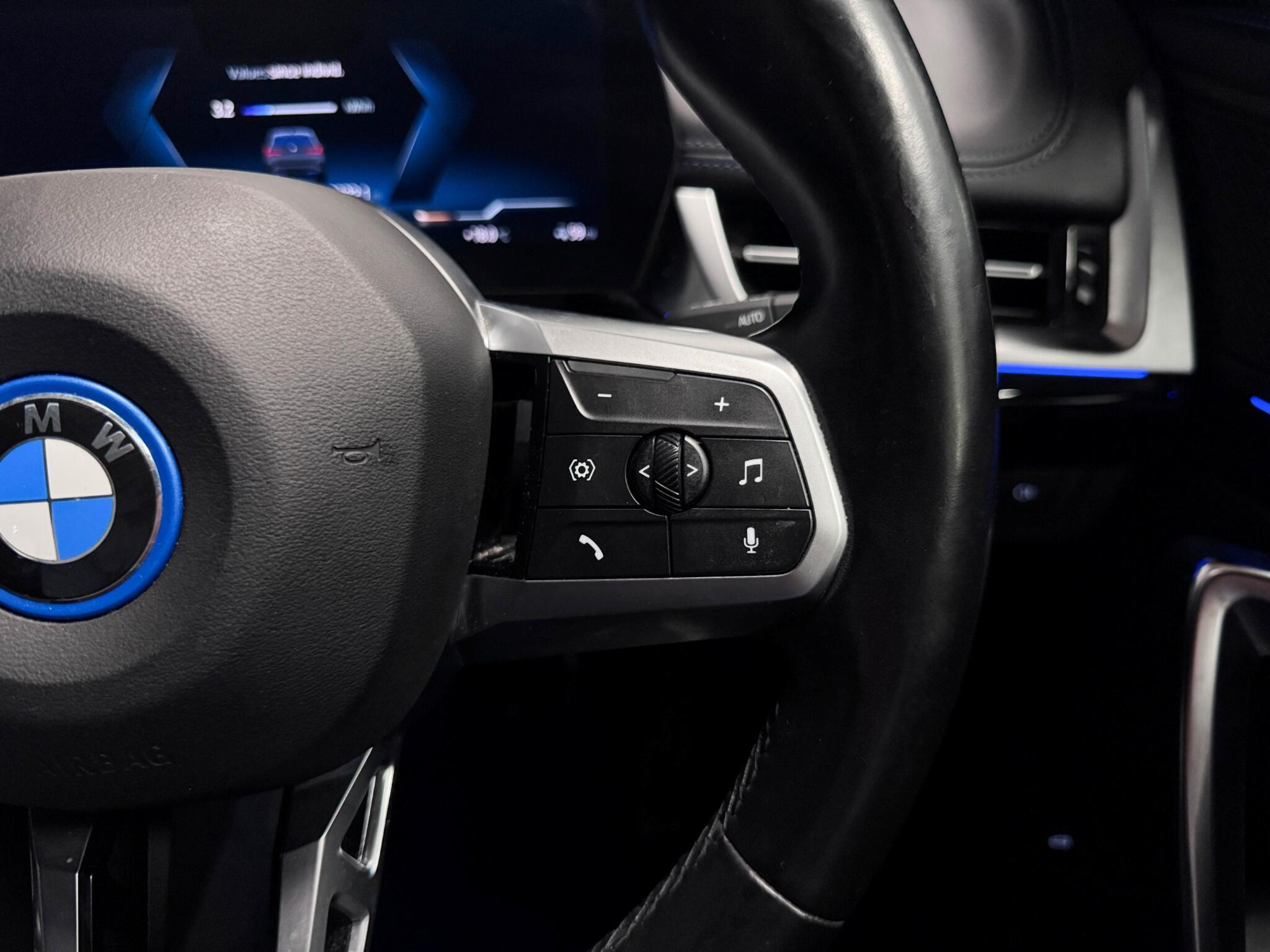 BMW Ix1 view 14