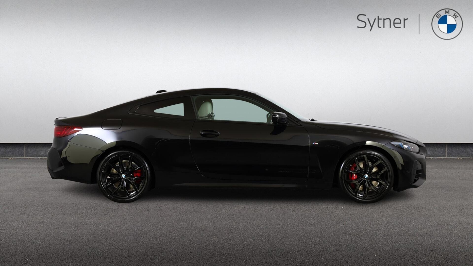 BMW 4 Series view 3