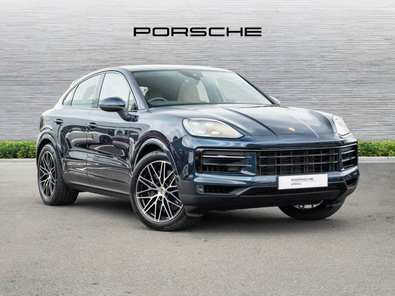 2023 Porsche Cayenne in Blue for sale