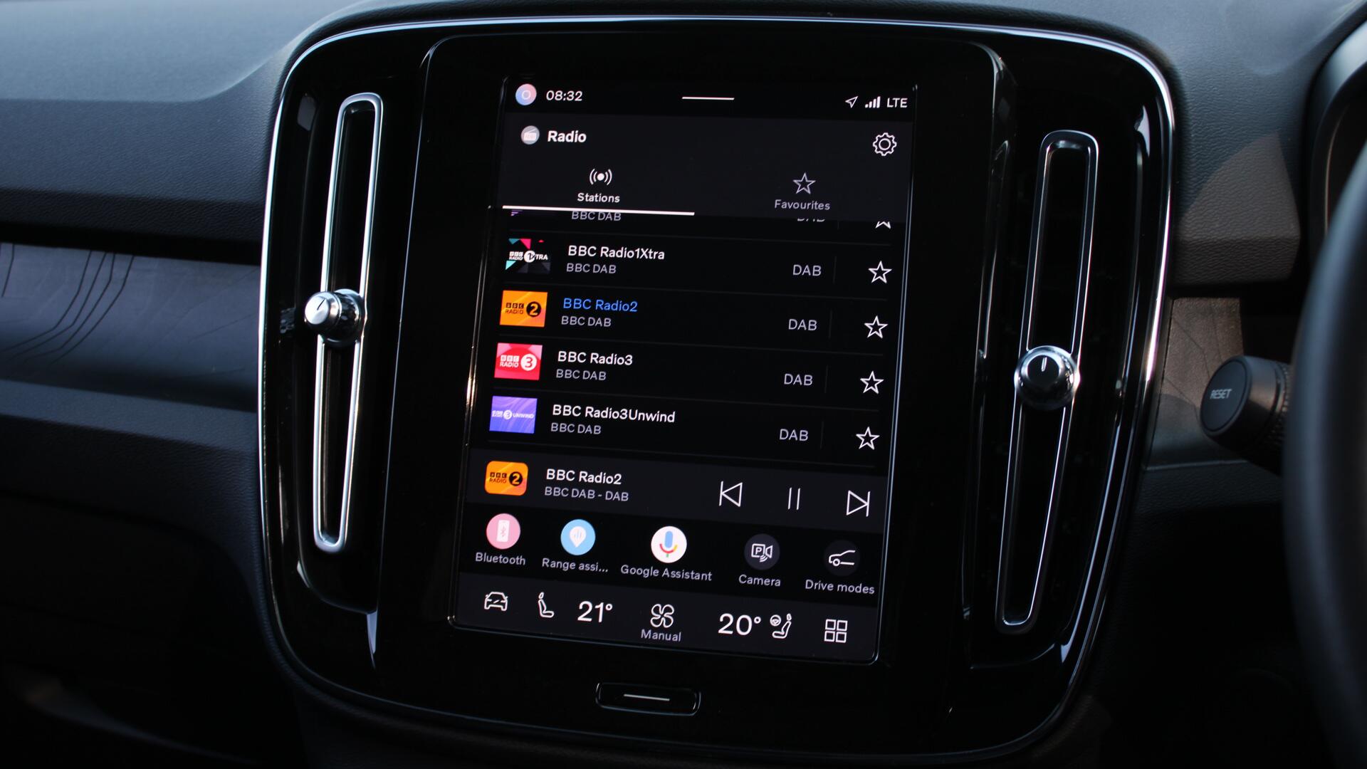 Volvo XC40 view 39