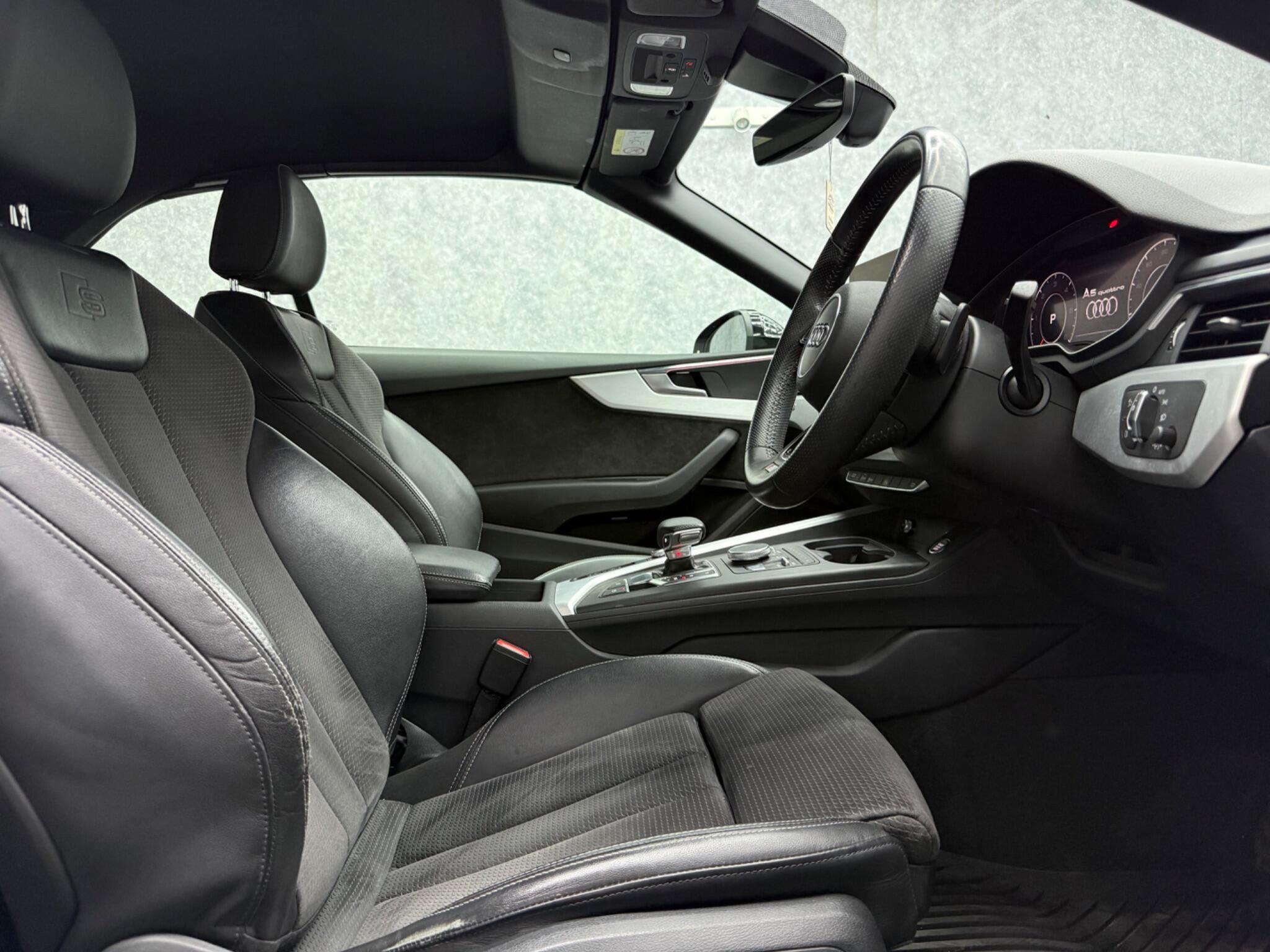 Audi A5 Cabriolet view 7