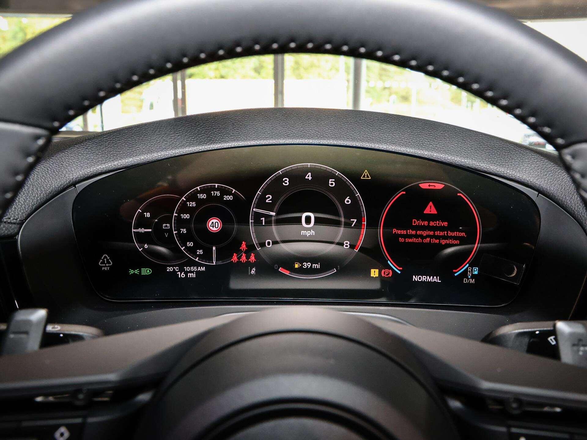 Porsche Panamera view 20