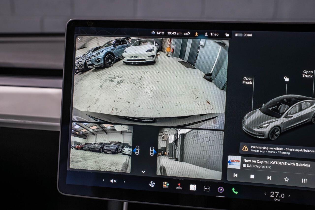 Tesla Model 3 view 32