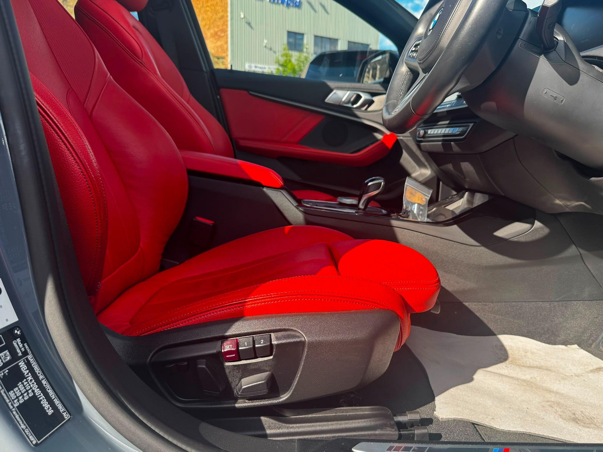 BMW 1 Series view 16