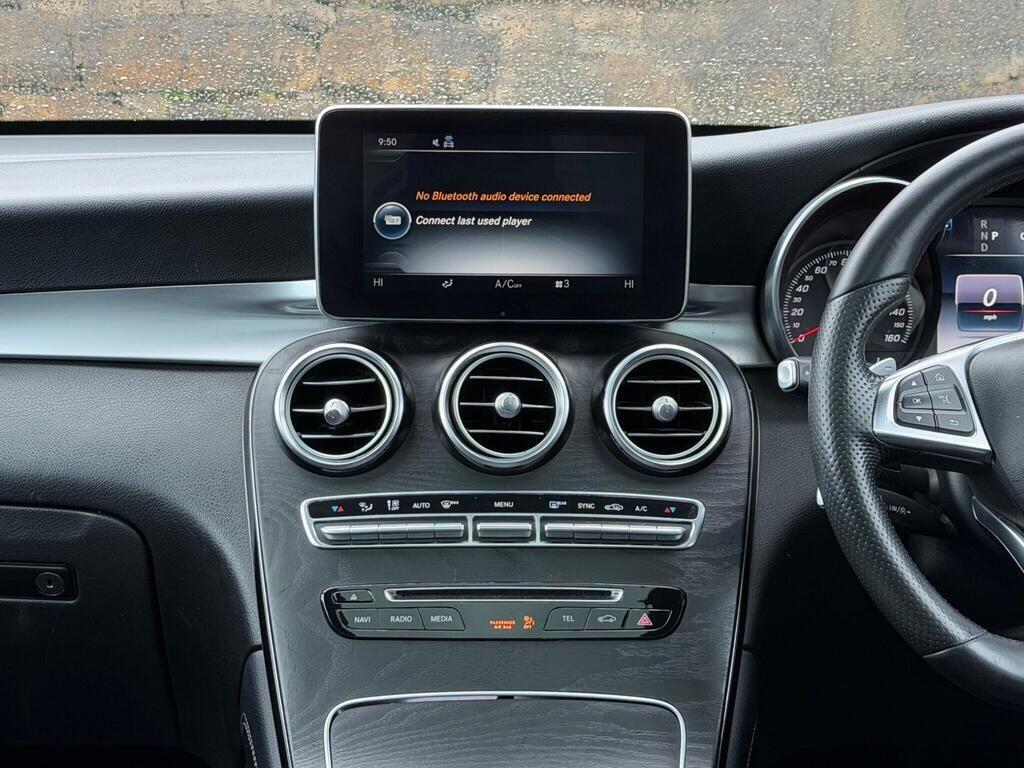 Mercedes-Benz GLC view 30