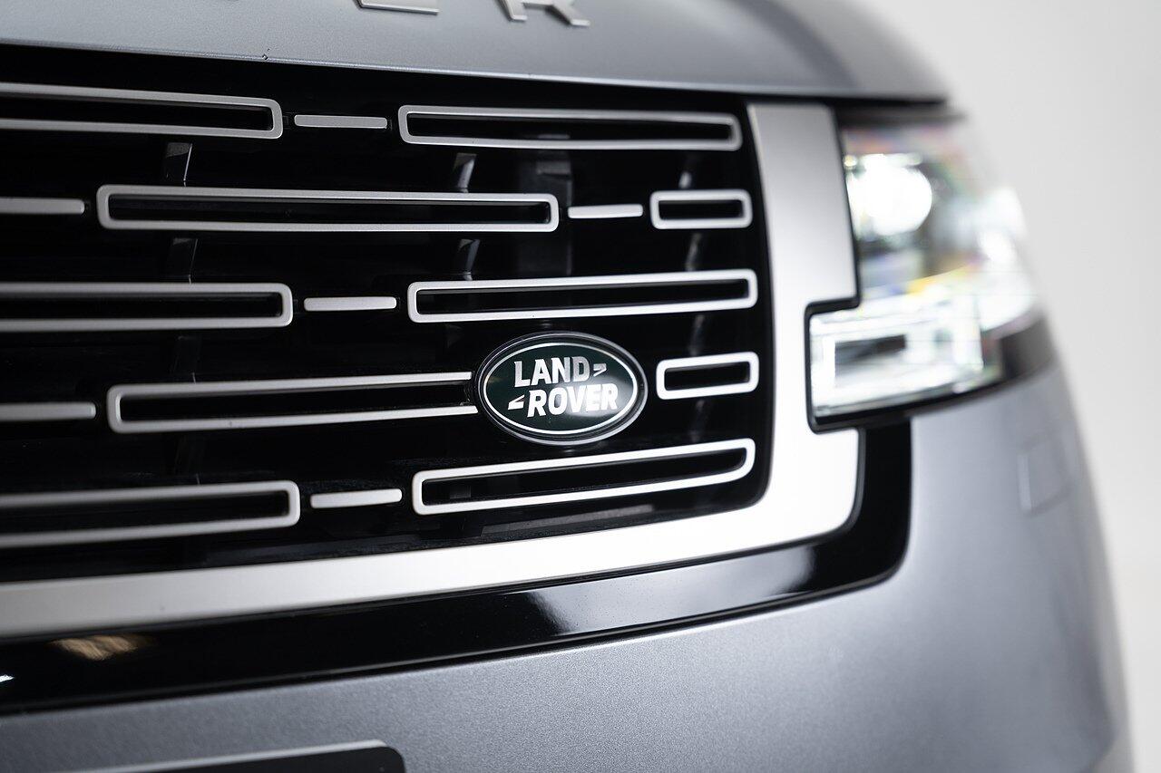 Land Rover Range Rover view 29