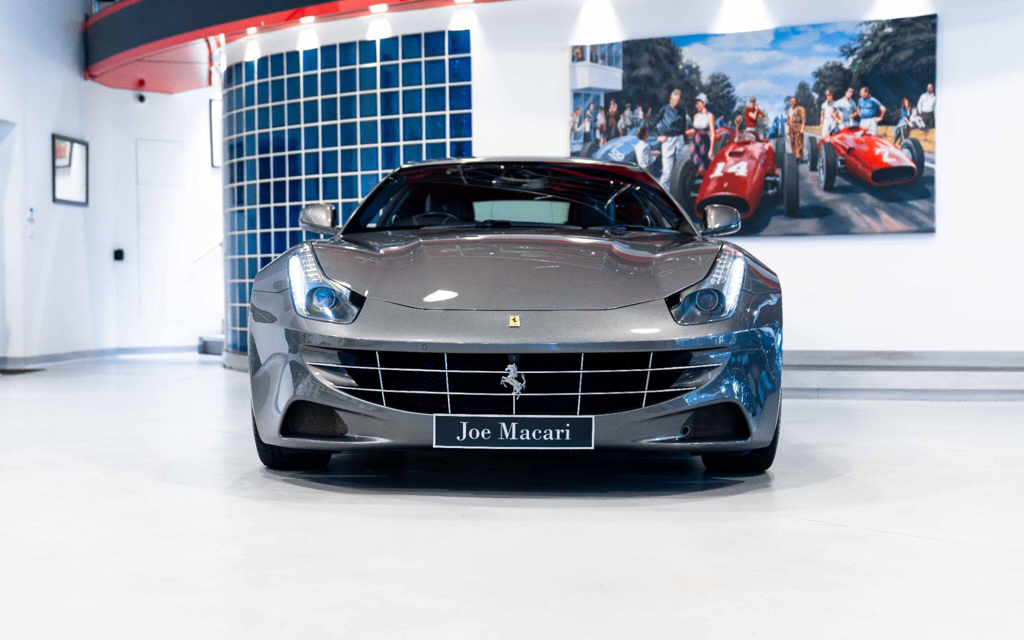 Ferrari FF view 2