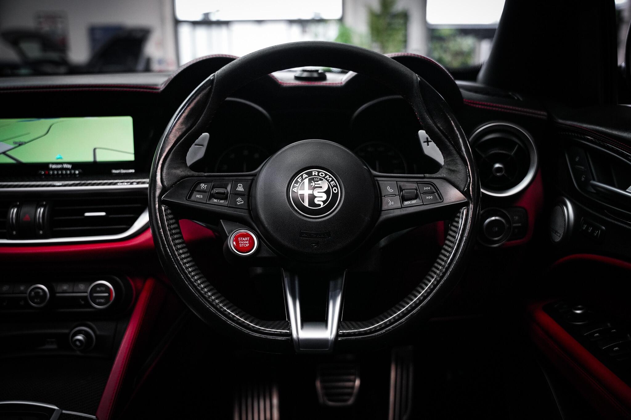 Alfa Romeo Stelvio view 20