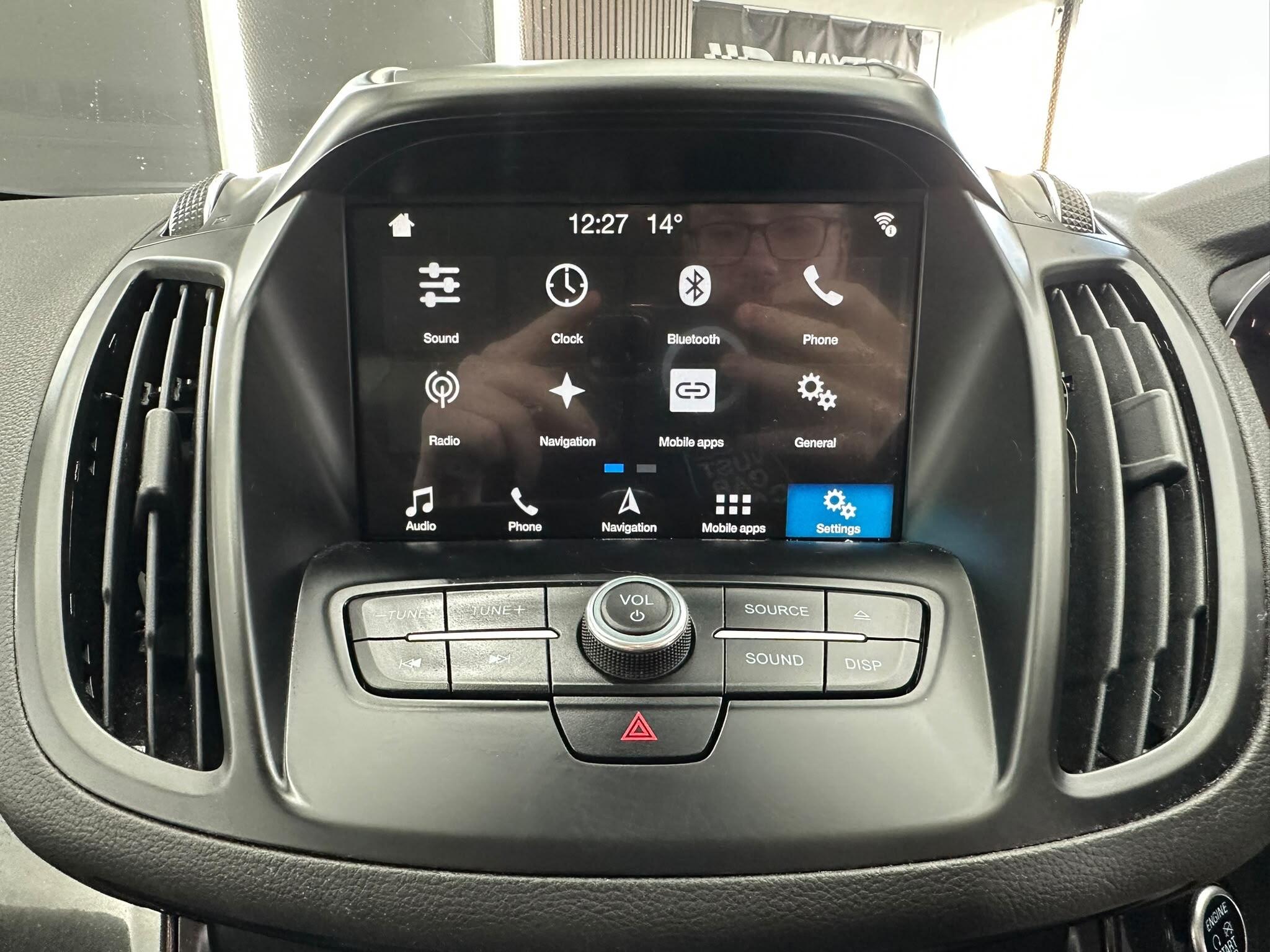 Ford Kuga view 36