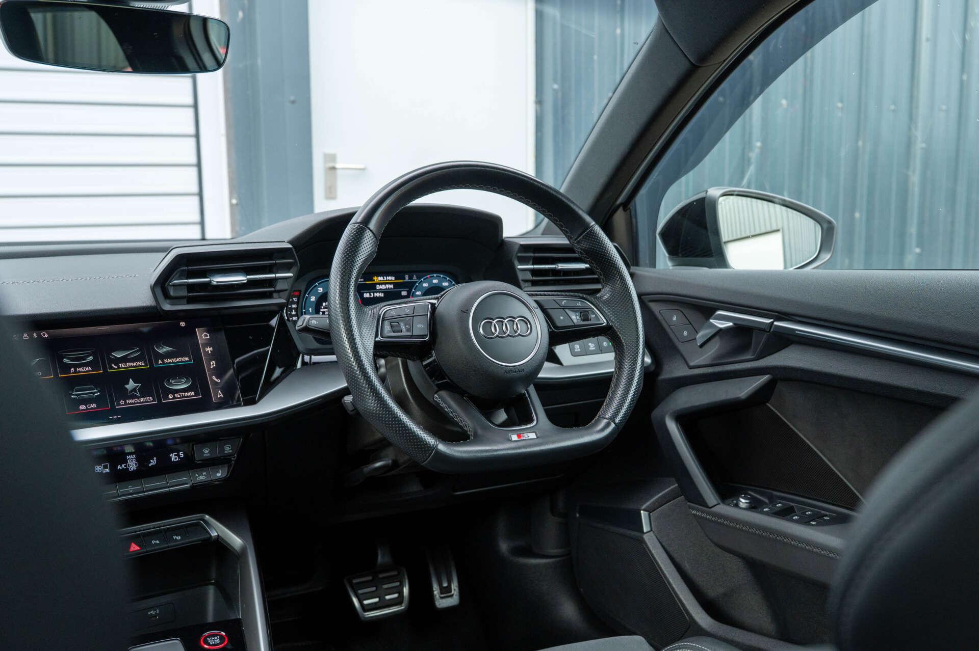 Audi S3 view 17