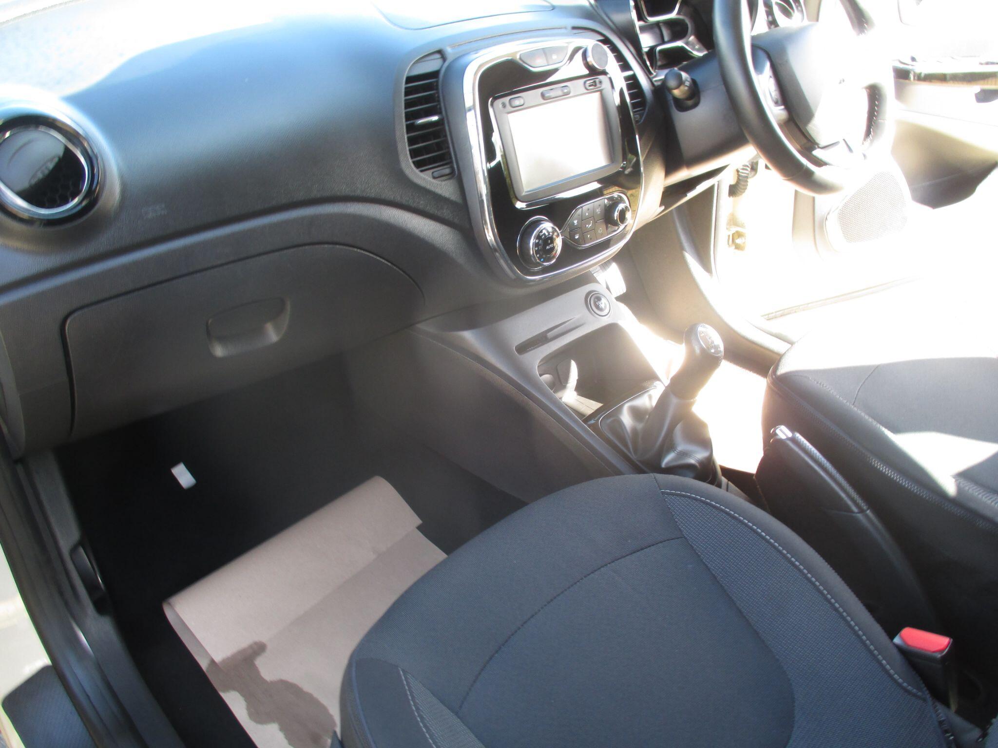 Renault Captur view 31