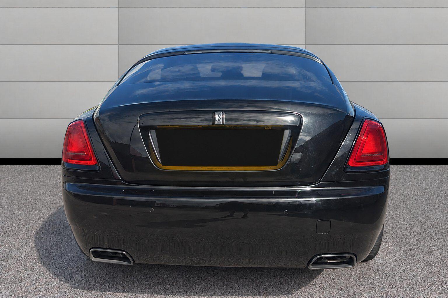 Rolls-Royce Wraith view 8