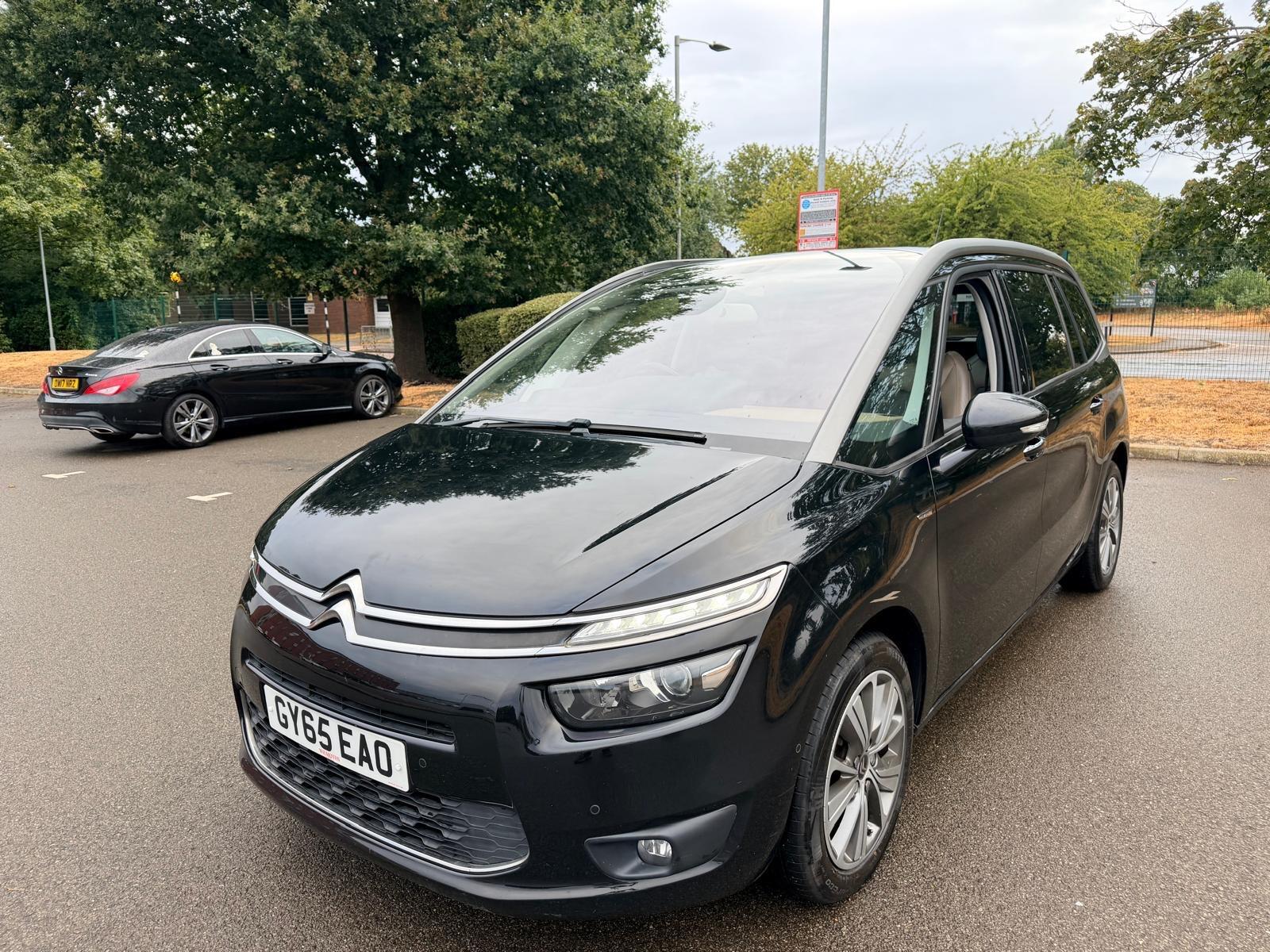 Citroen Grand C4 Picasso view 8