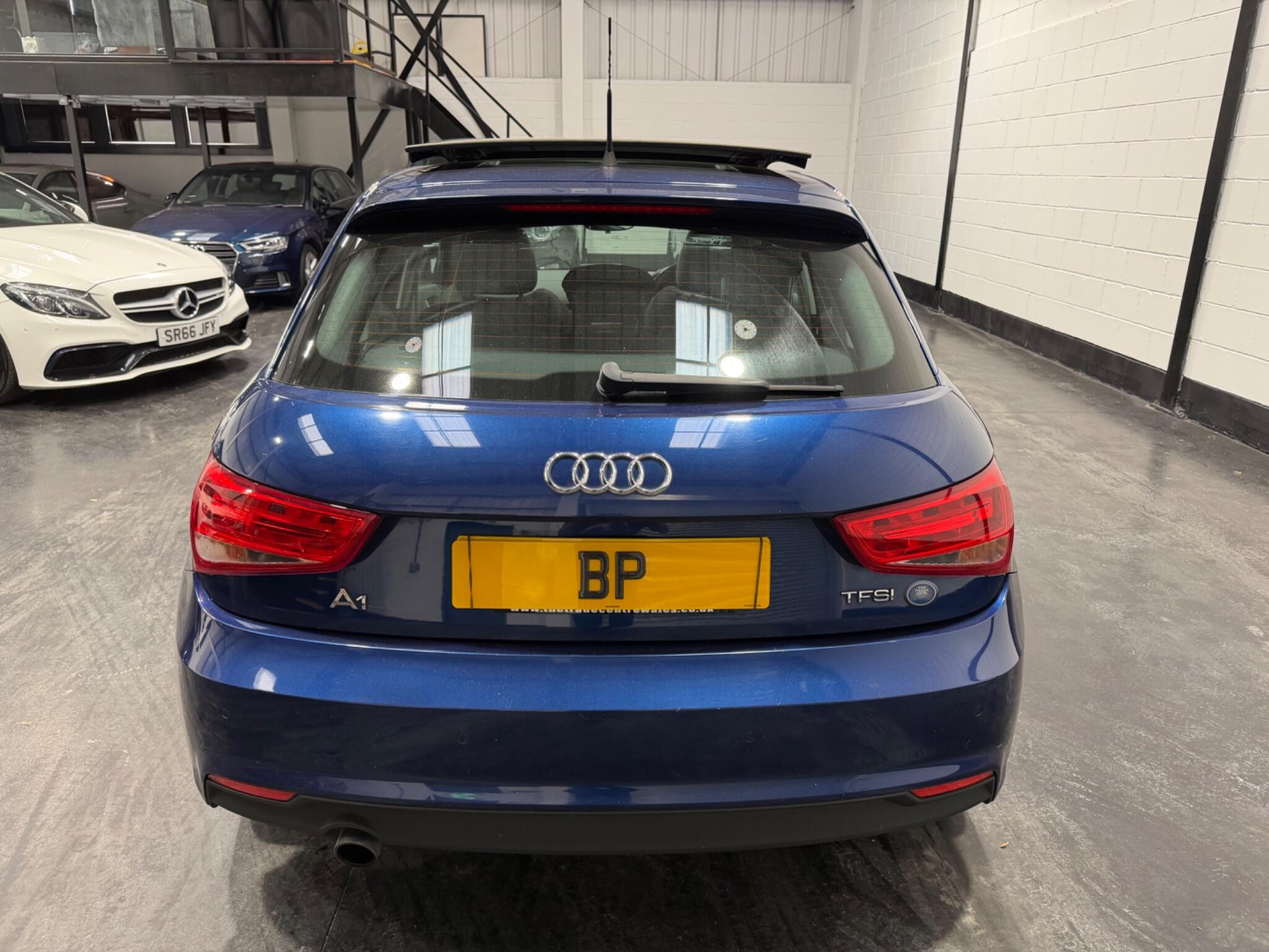 Audi A1 view 11