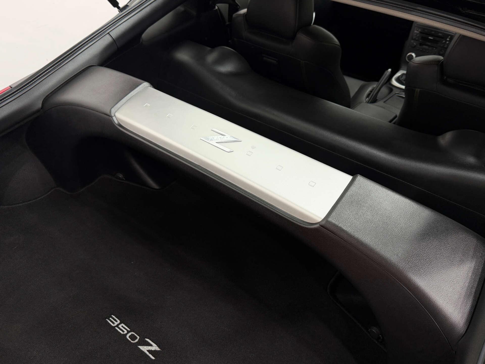 Nissan 350Z view 26