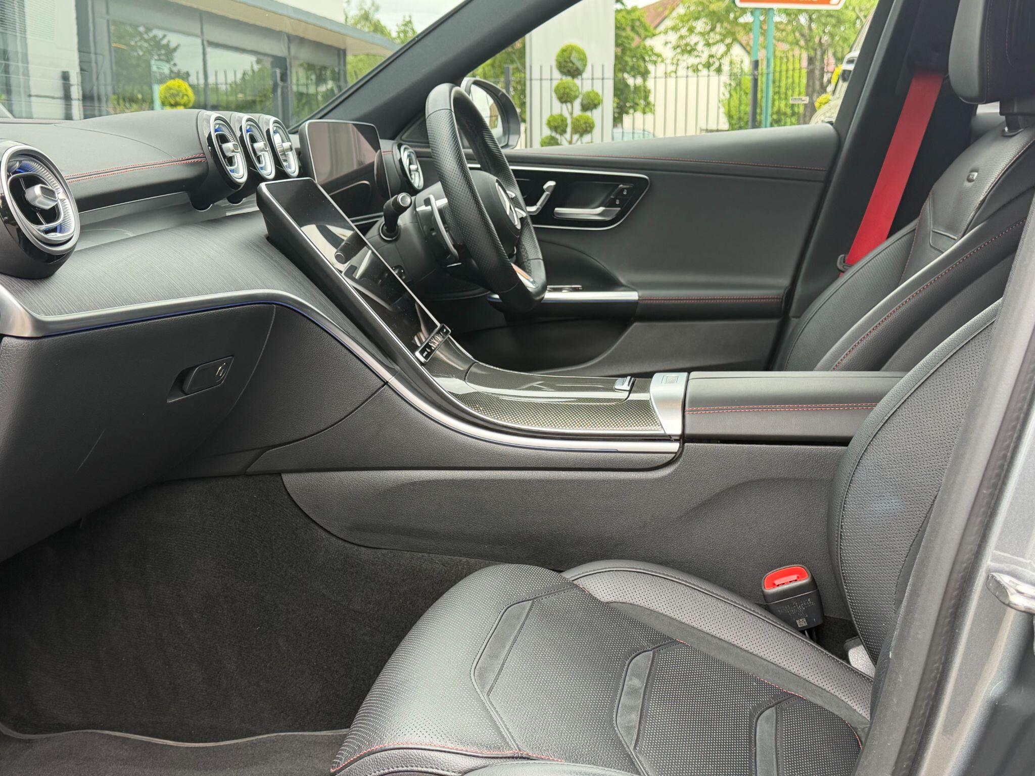 Mercedes-Benz C Class view 9