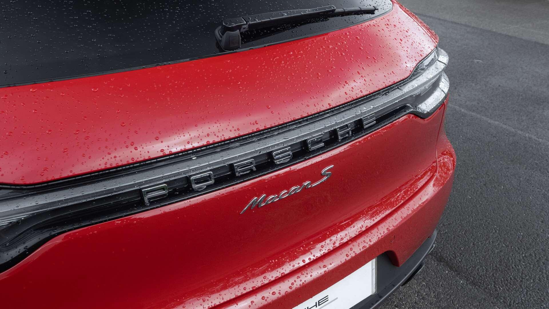 Porsche Macan view 37