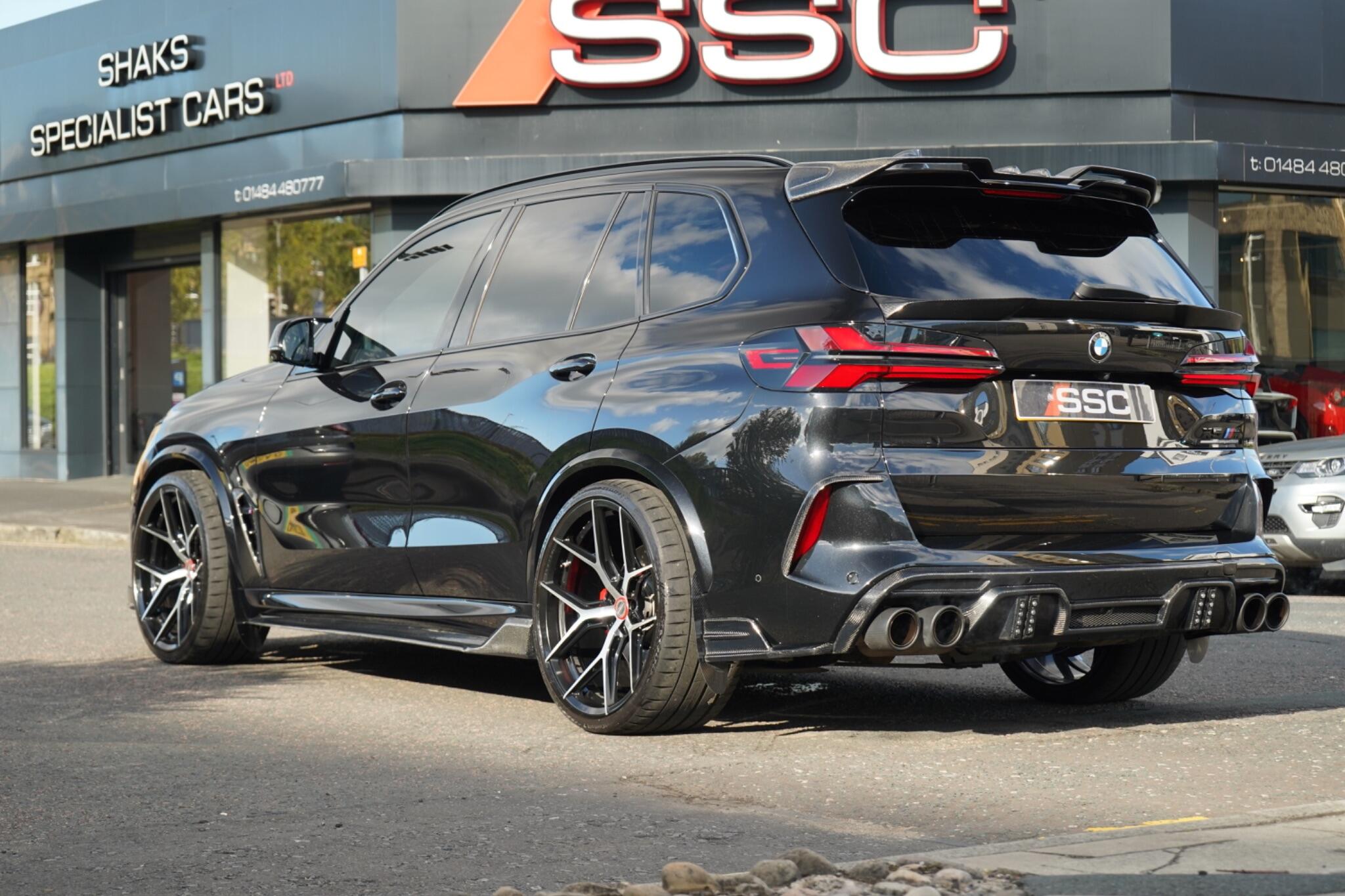 BMW X5 M view 2