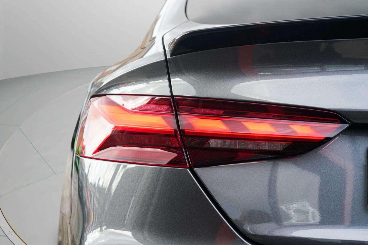 Audi A5 view 10