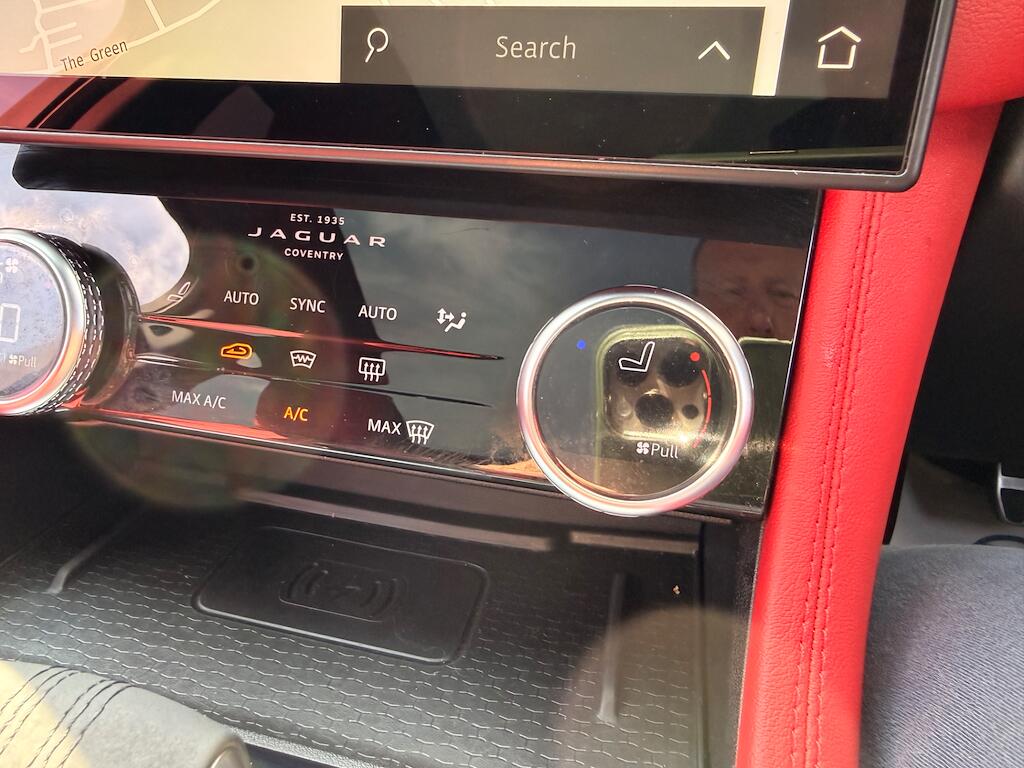 Jaguar F-Pace view 49