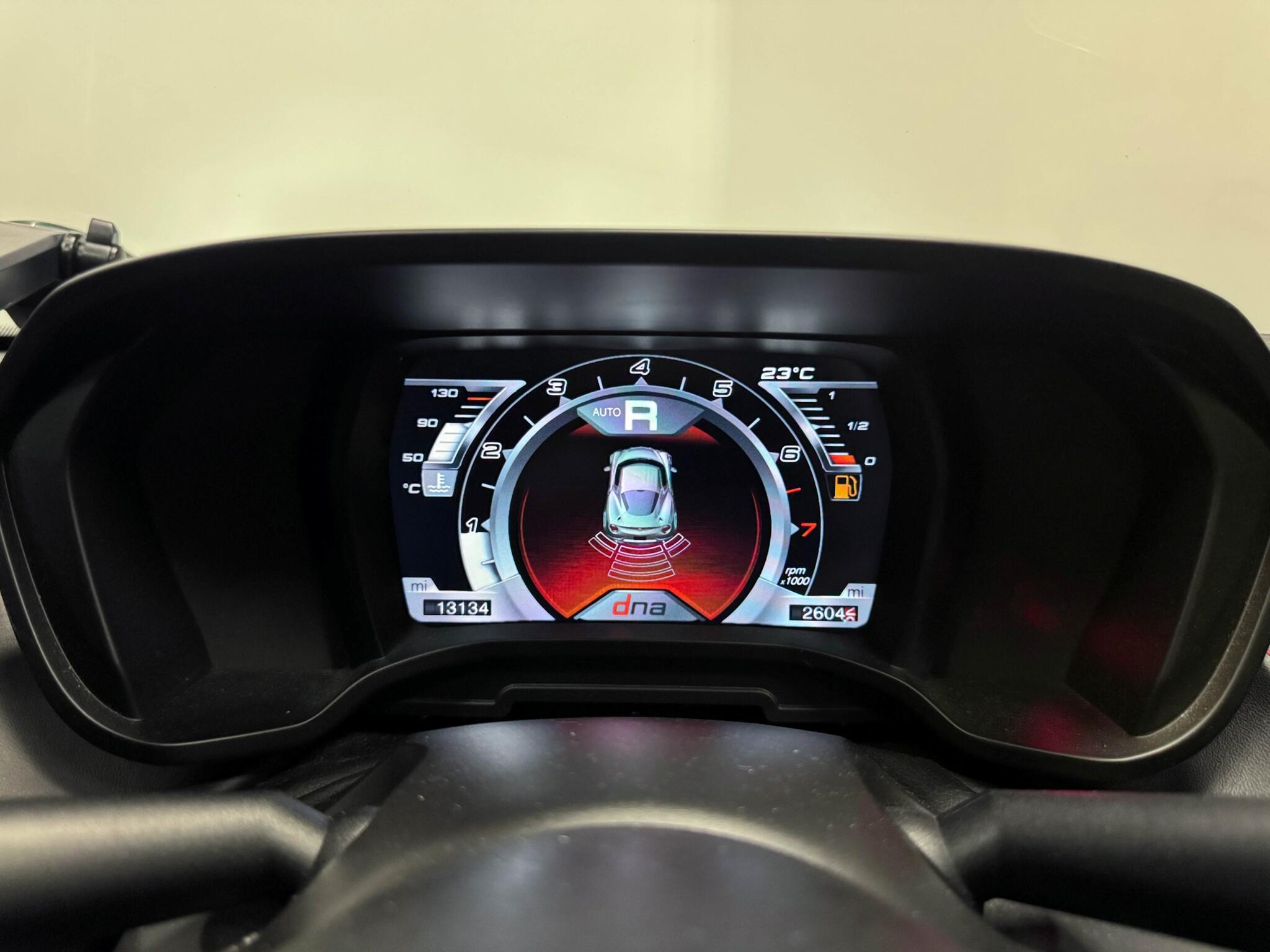 Alfa Romeo 4c view 35