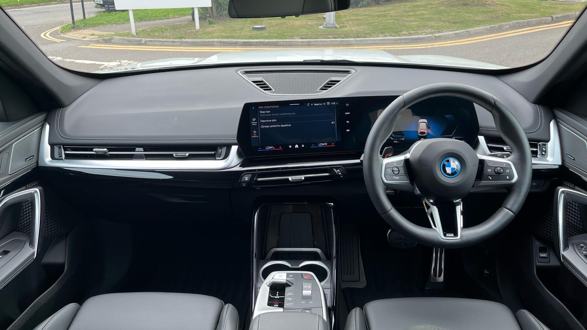 BMW iX1 view 4
