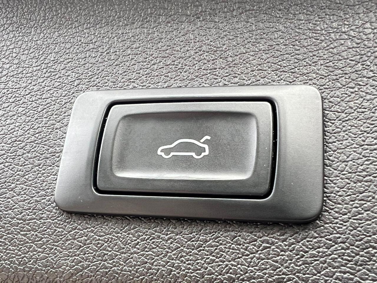Audi Q5 view 31