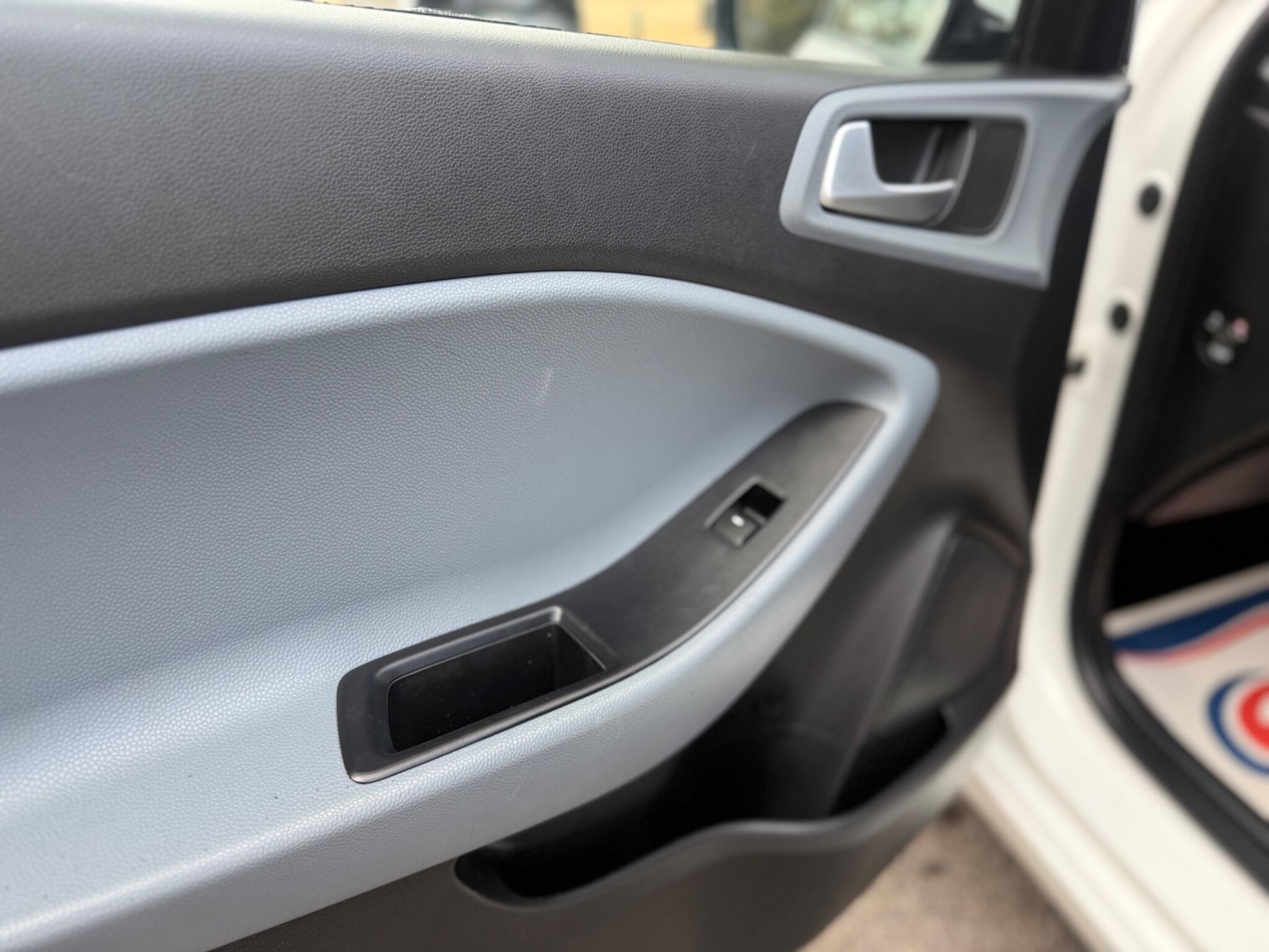 Hyundai I20 view 35