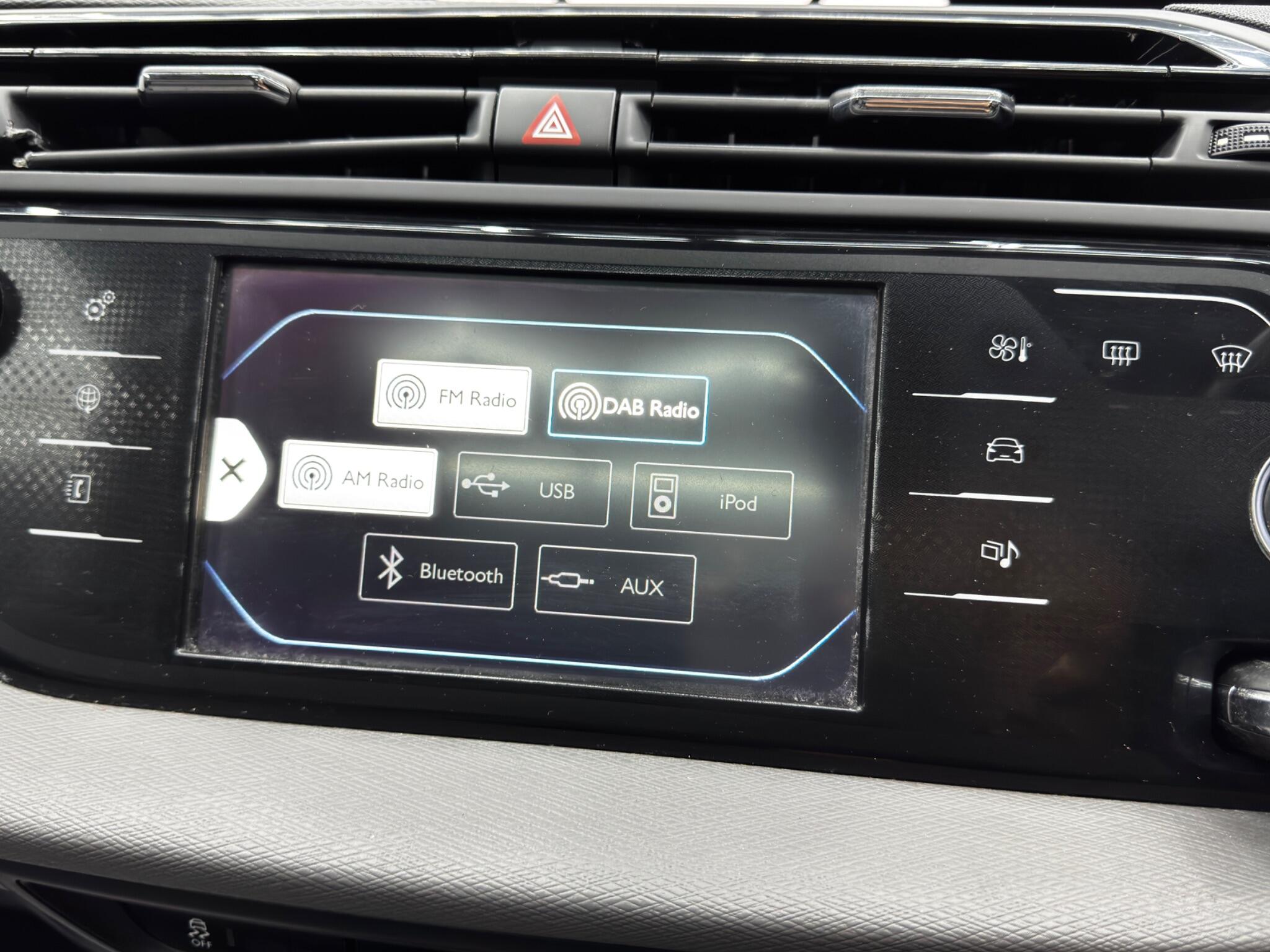 Citroen C4 Picasso view 26