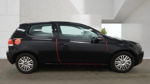 Volkswagen Golf view 3